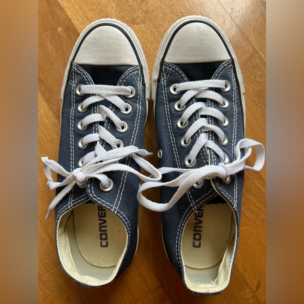 Converse Navy Blue Sneakers